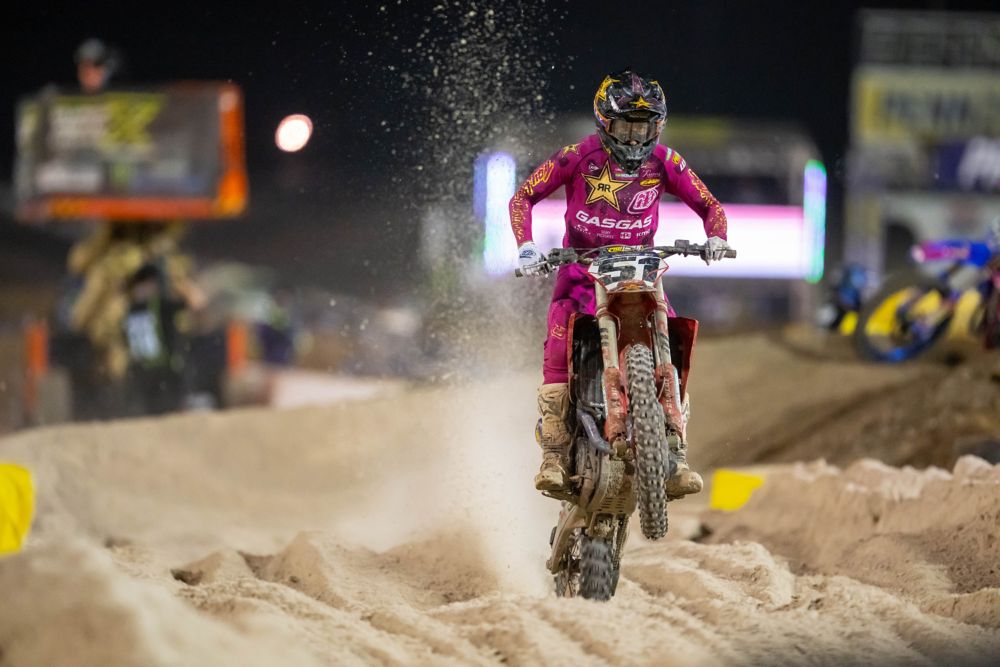 LAS VEGAS A SOLID END TO HARD-FOUGHT 450SMX SEASON FOR JUSTIN